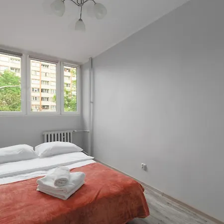 Krucza Standard Daire Wroclaw